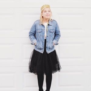 Meet your Posher, Clarke